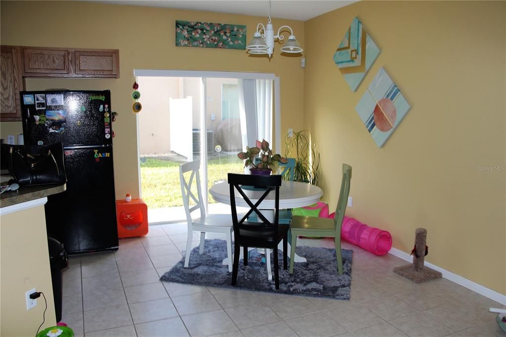 For Rent: $2,000 (3 beds, 2 baths, 1388 Square Feet)