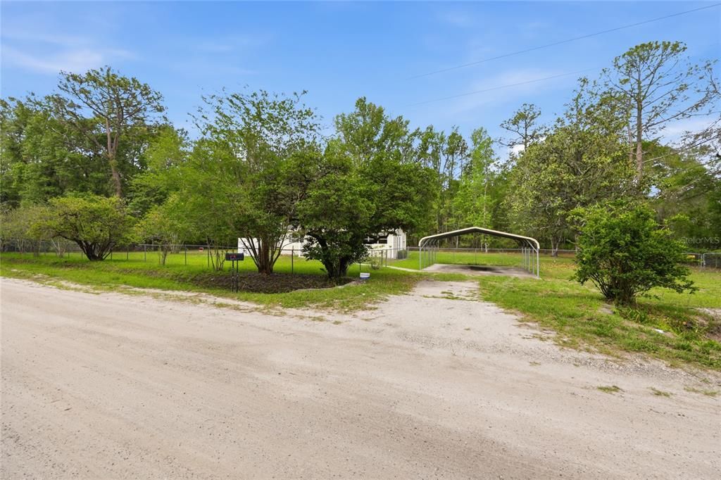 For Sale: $250,000 (3 beds, 2 baths, 1352 Square Feet)