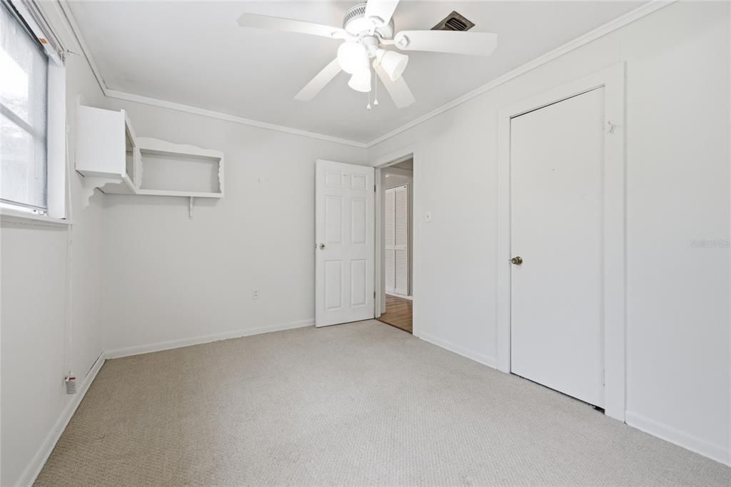 For Sale: $250,000 (3 beds, 2 baths, 1352 Square Feet)