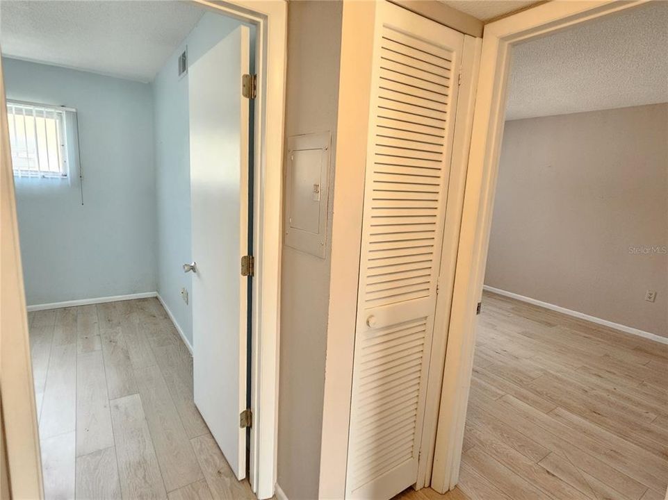 For Rent: $1,900 (2 beds, 1 baths, 716 Square Feet)