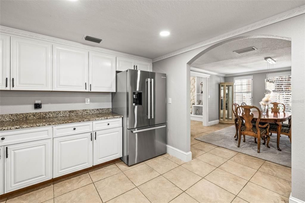 For Sale: $799,000 (4 beds, 3 baths, 3401 Square Feet)
