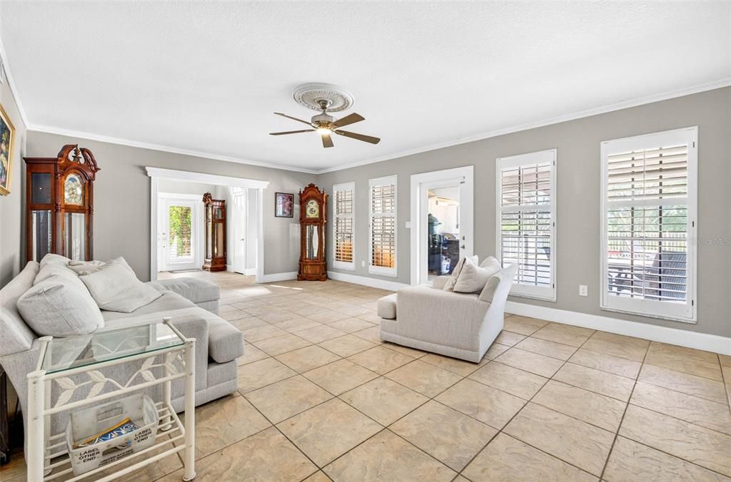 For Sale: $799,000 (4 beds, 3 baths, 3401 Square Feet)