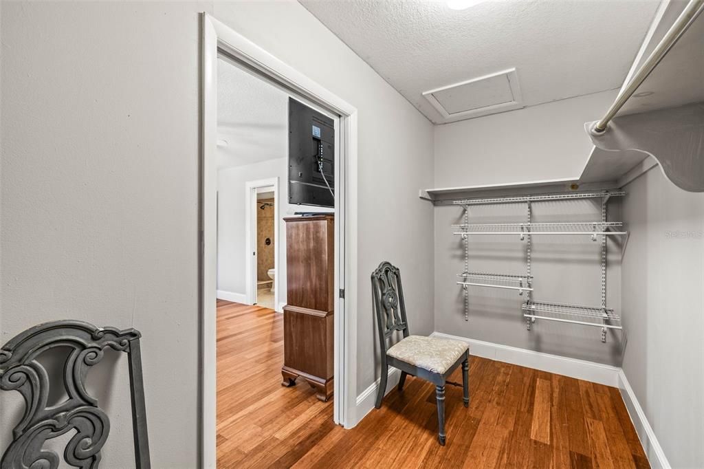 For Sale: $799,000 (4 beds, 3 baths, 3401 Square Feet)