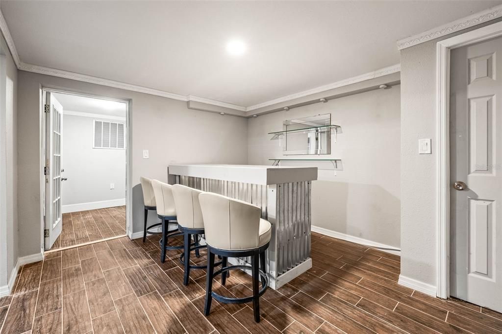 For Sale: $799,000 (4 beds, 3 baths, 3401 Square Feet)