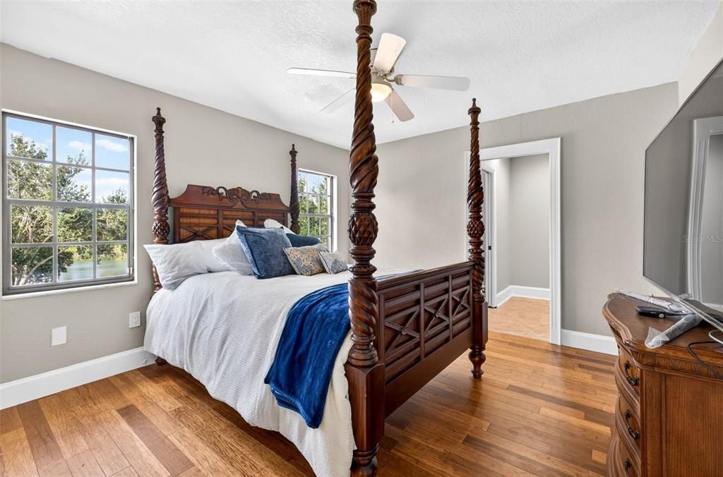 For Sale: $799,000 (4 beds, 3 baths, 3401 Square Feet)