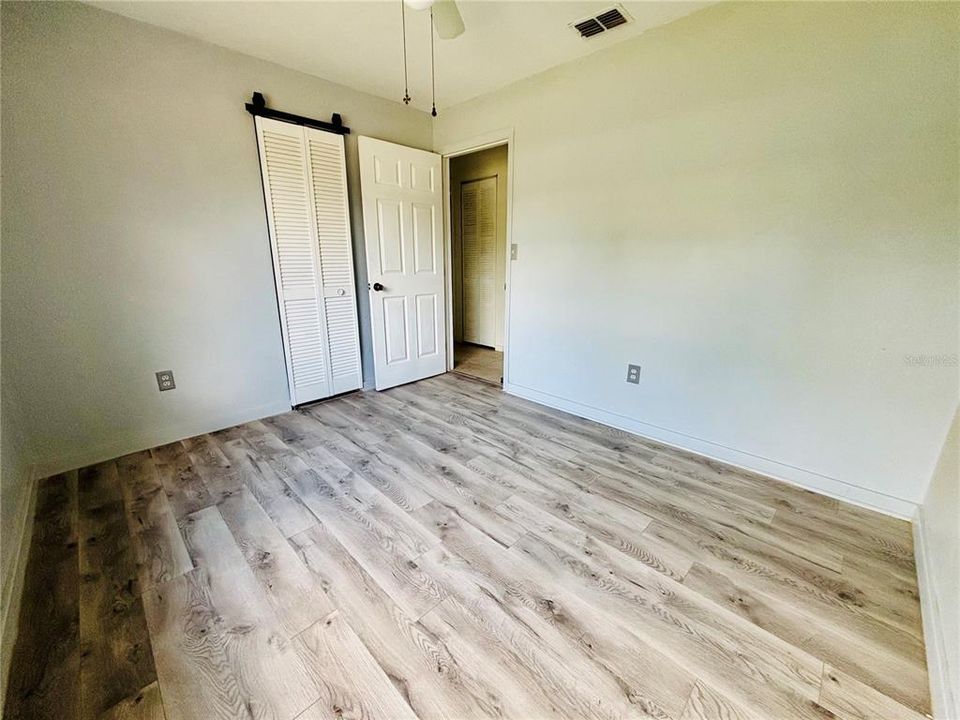 For Sale: $215,000 (3 beds, 1 baths, 1032 Square Feet)