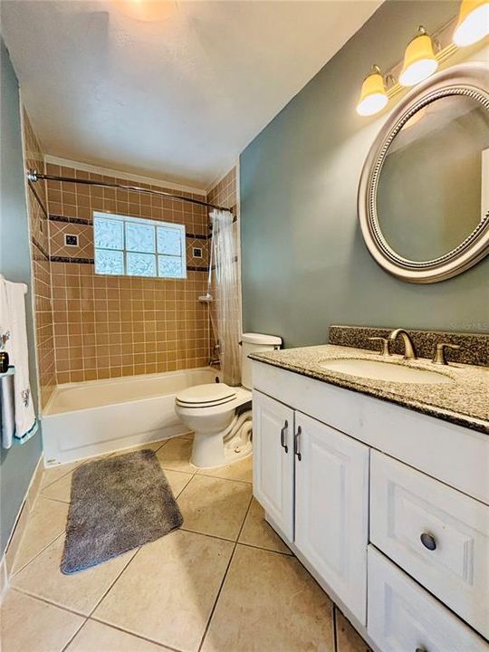 For Sale: $215,000 (3 beds, 1 baths, 1032 Square Feet)