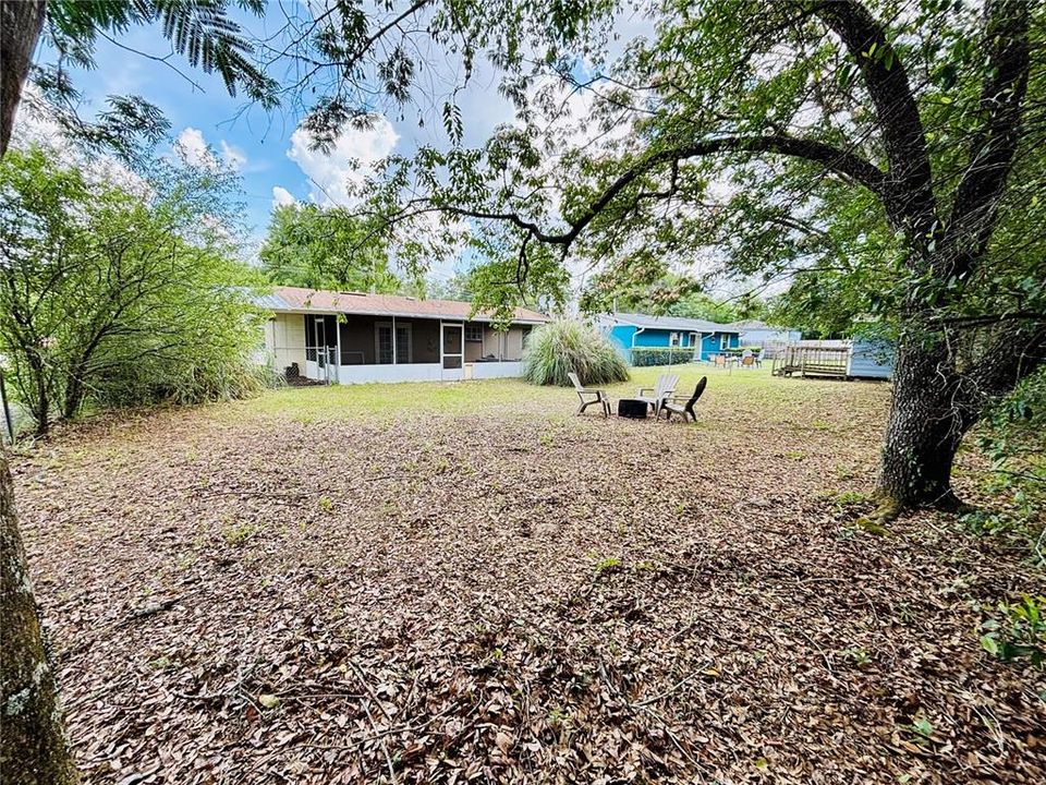 For Sale: $215,000 (3 beds, 1 baths, 1032 Square Feet)