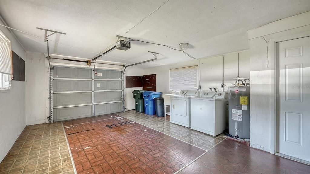 En Venta: $369,900 (2 camas, 2 baños, 1224 Pies cuadrados)