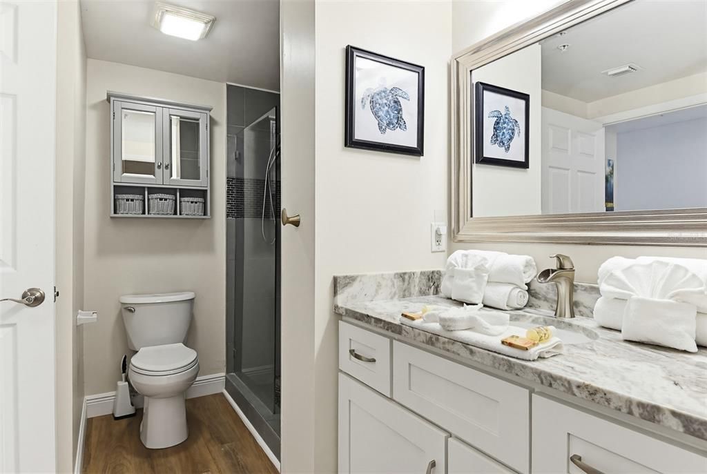For Sale: $390,500 (1 beds, 1 baths, 751 Square Feet)
