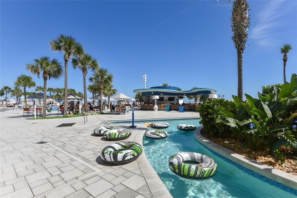 For Sale: $390,500 (1 beds, 1 baths, 751 Square Feet)