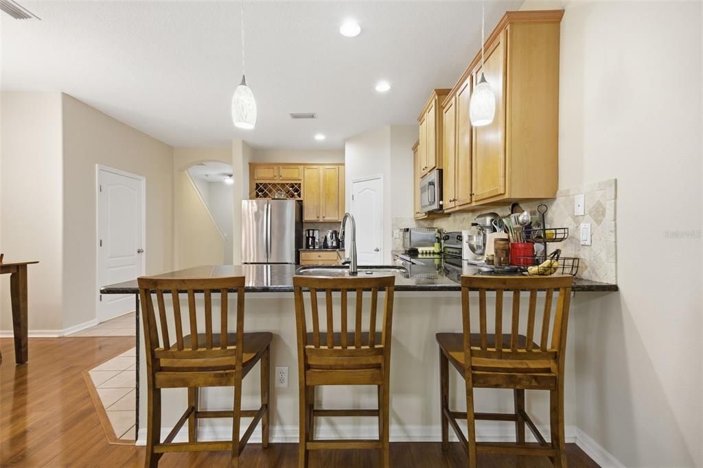 For Sale: $335,000 (3 beds, 2 baths, 1844 Square Feet)