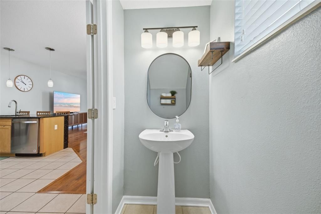 For Sale: $335,000 (3 beds, 2 baths, 1844 Square Feet)