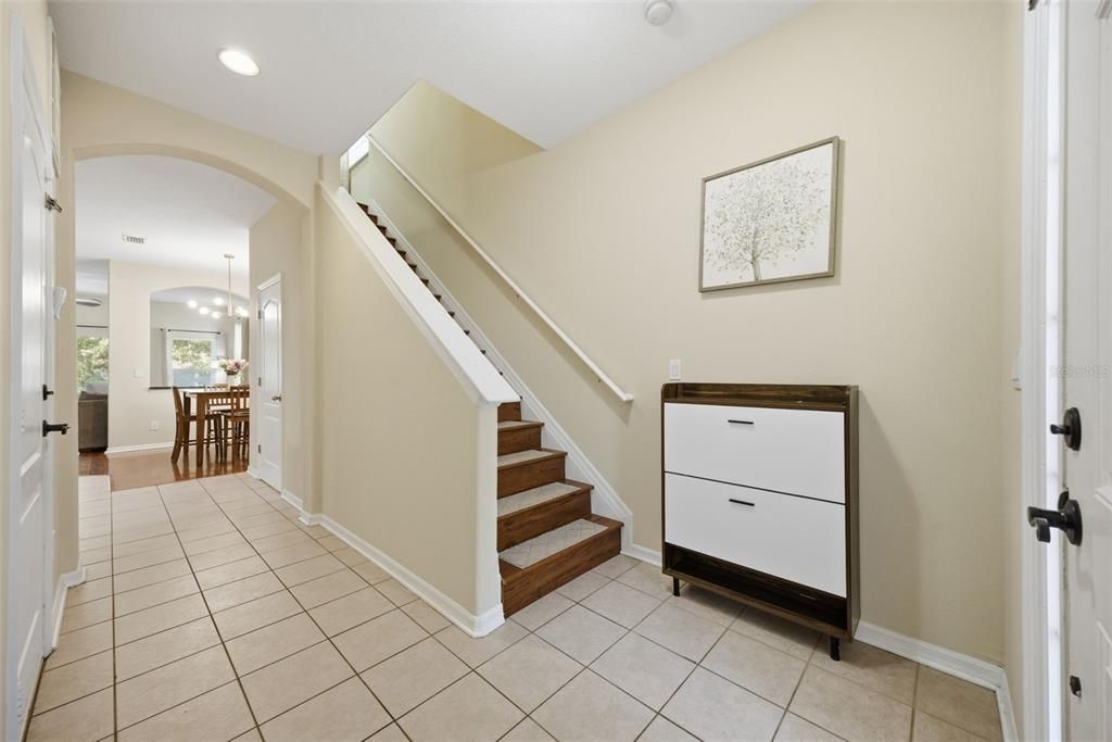 For Sale: $335,000 (3 beds, 2 baths, 1844 Square Feet)