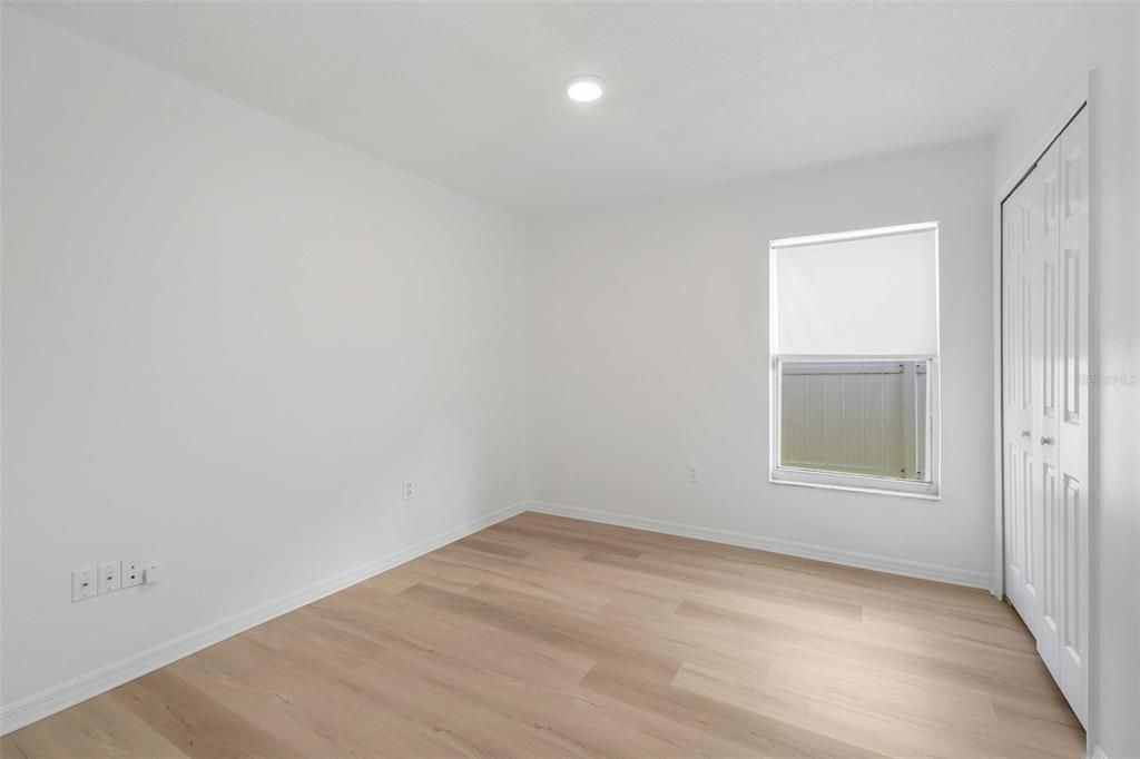 En Venta: $375,000 (4 camas, 2 baños, 1694 Pies cuadrados)