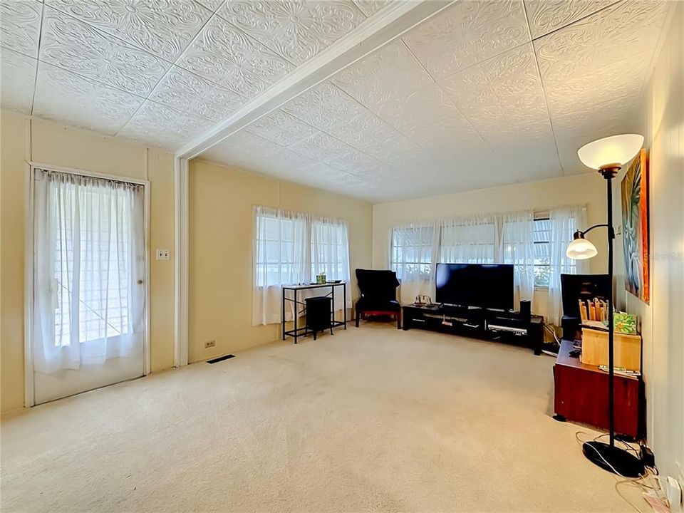 En Venta: $70,000 (1 camas, 1 baños, 696 Pies cuadrados)