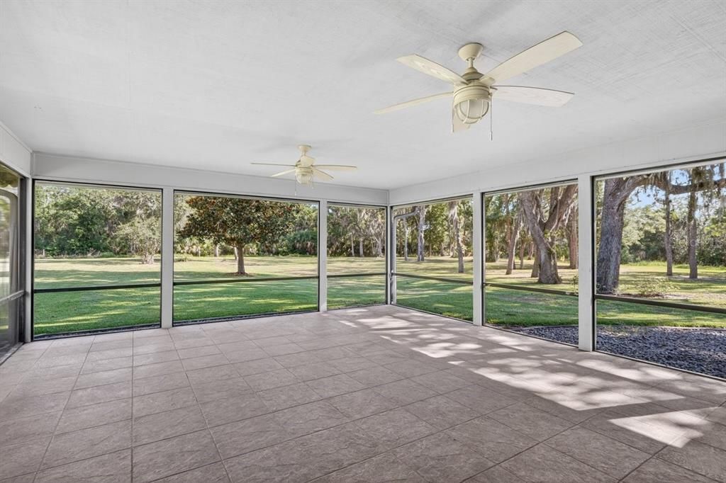 For Sale: $650,000 (3 beds, 2 baths, 1648 Square Feet)
