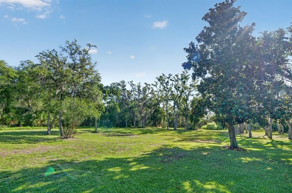 For Sale: $650,000 (3 beds, 2 baths, 1648 Square Feet)