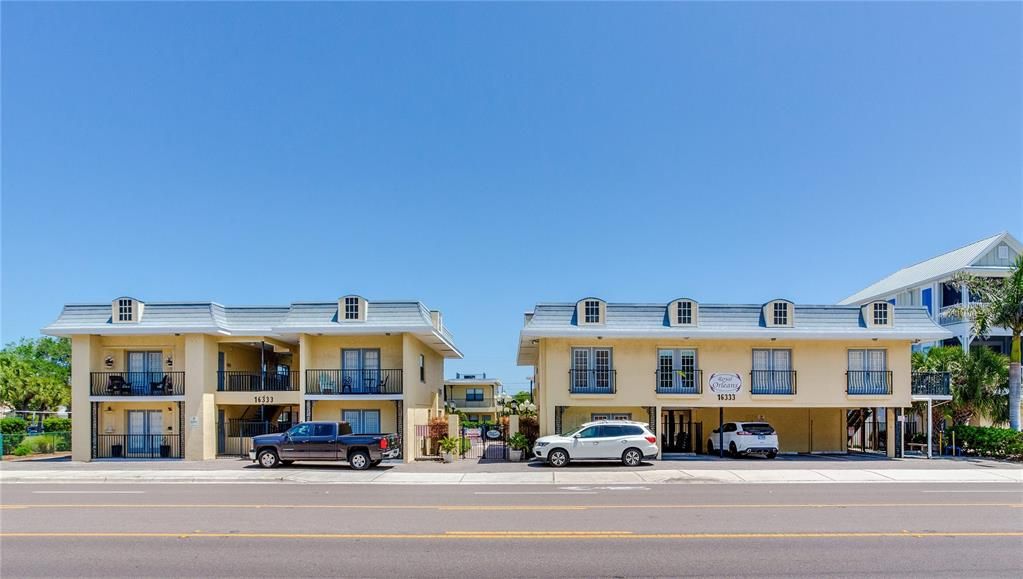 For Sale: $299,999 (0 beds, 1 baths, 255 Square Feet)