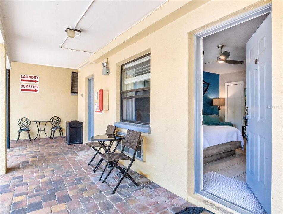 For Sale: $299,999 (0 beds, 1 baths, 255 Square Feet)