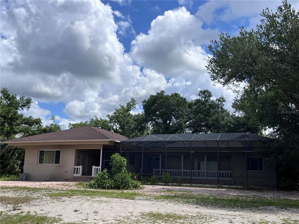 En Venta: $399,900 (3 camas, 3 baños, 1703 Pies cuadrados)