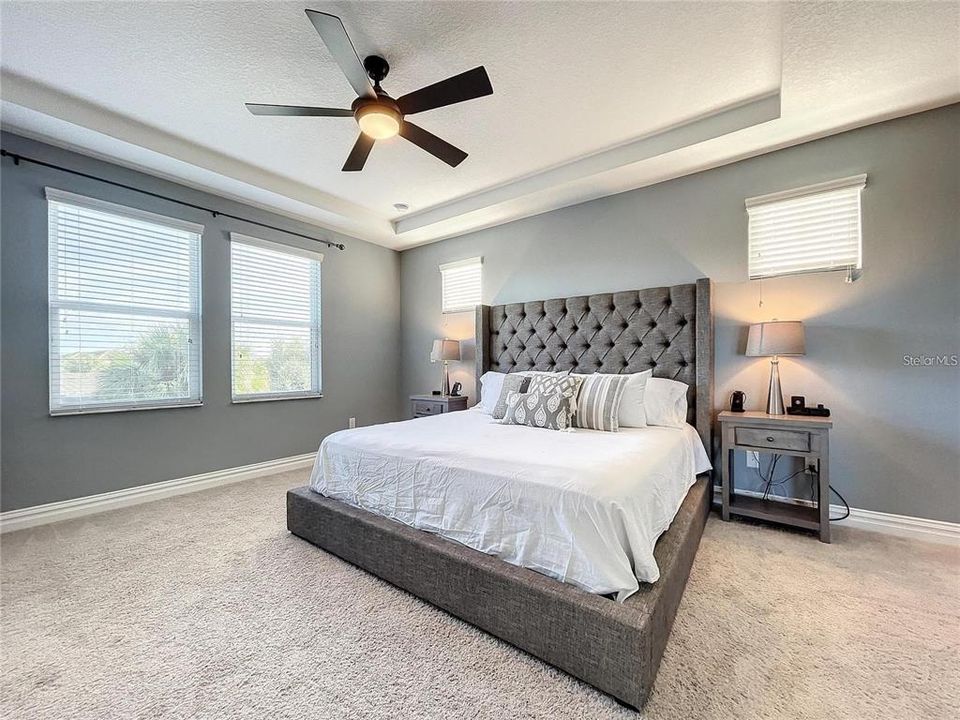For Rent: $3,400 (5 beds, 3 baths, 2779 Square Feet)
