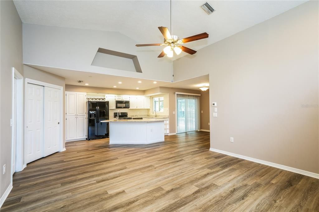 For Sale: $455,000 (3 beds, 2 baths, 2026 Square Feet)