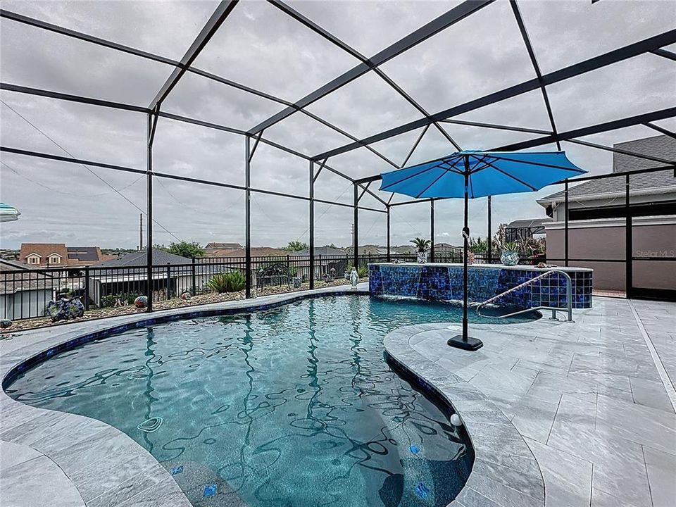 For Sale: $500,000 (2 beds, 2 baths, 1918 Square Feet)