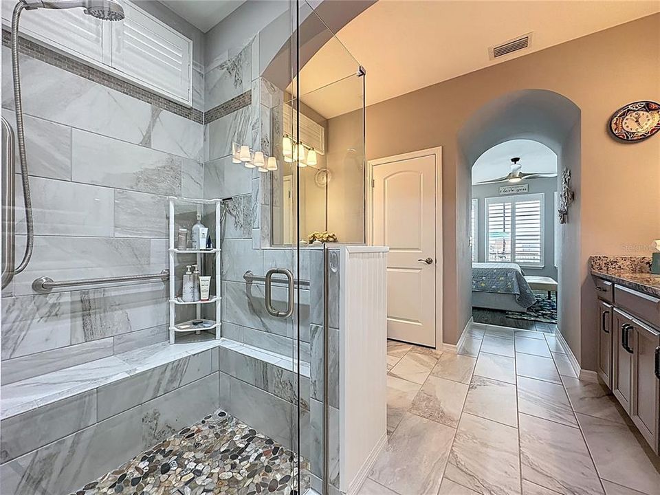 For Sale: $500,000 (2 beds, 2 baths, 1918 Square Feet)