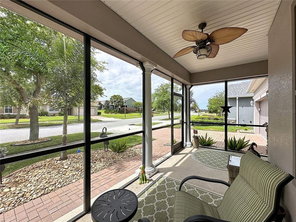 For Sale: $500,000 (2 beds, 2 baths, 1918 Square Feet)