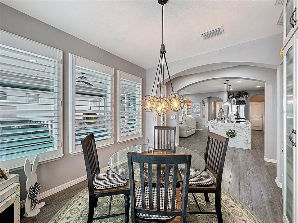 For Sale: $500,000 (2 beds, 2 baths, 1918 Square Feet)