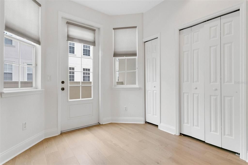 For Rent: $4,250 (3 beds, 3 baths, 2217 Square Feet)