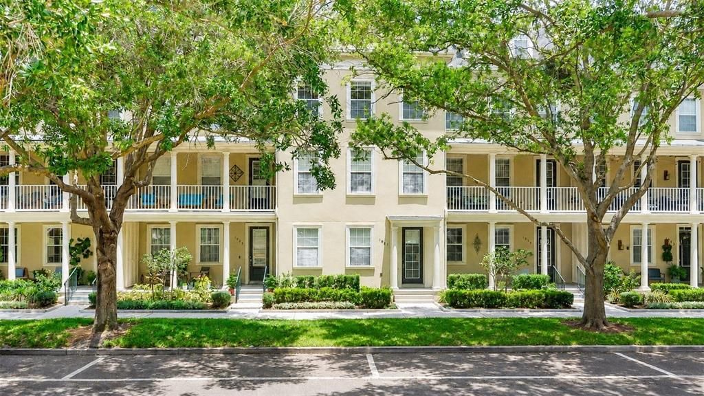 For Rent: $4,250 (3 beds, 3 baths, 2217 Square Feet)