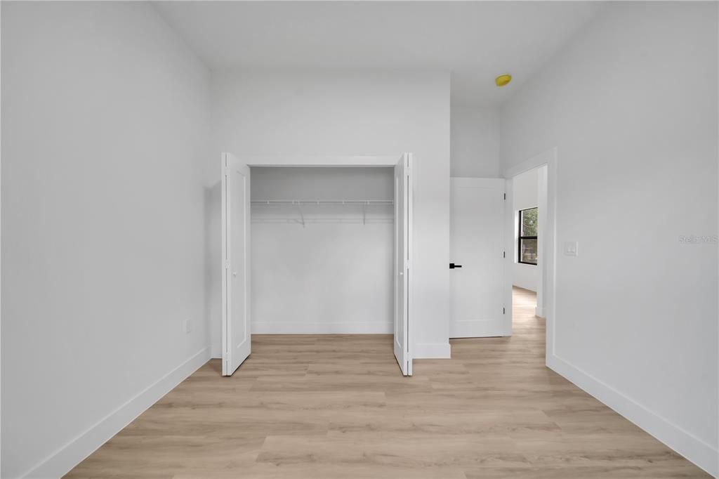 На продажу: $389,000 (3 спален, 2 ванн, 1742 Квадратных фут)
