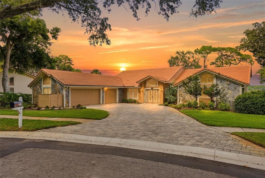 En Venta: $1,850,000 (3 camas, 3 baños, 3378 Pies cuadrados)