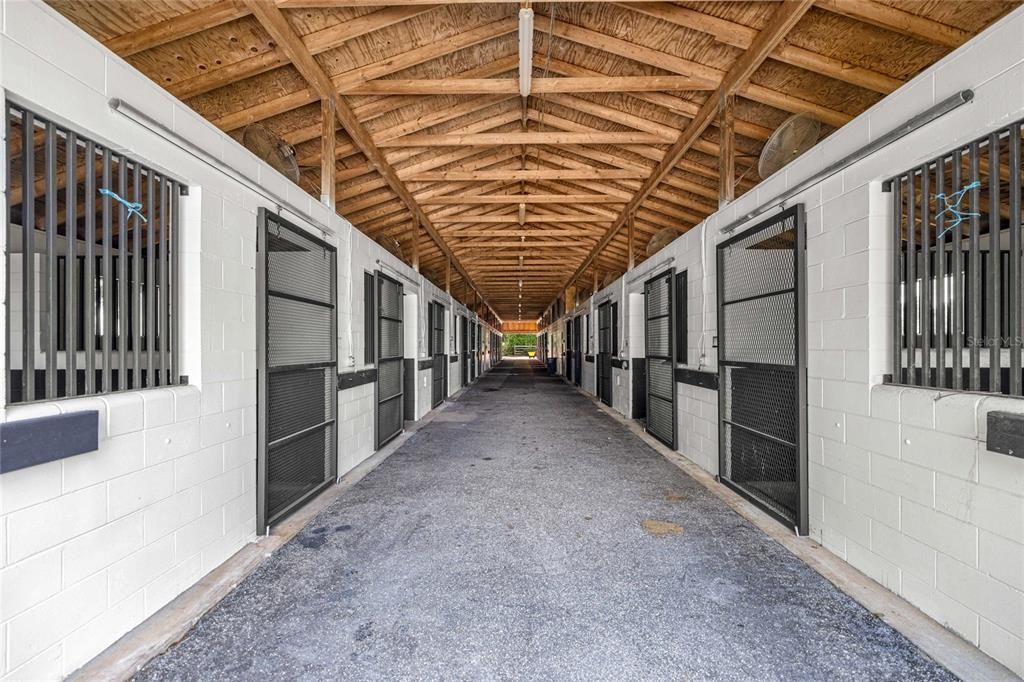En Venta: $2,995,000 (3 camas, 2 baños, 2355 Pies cuadrados)