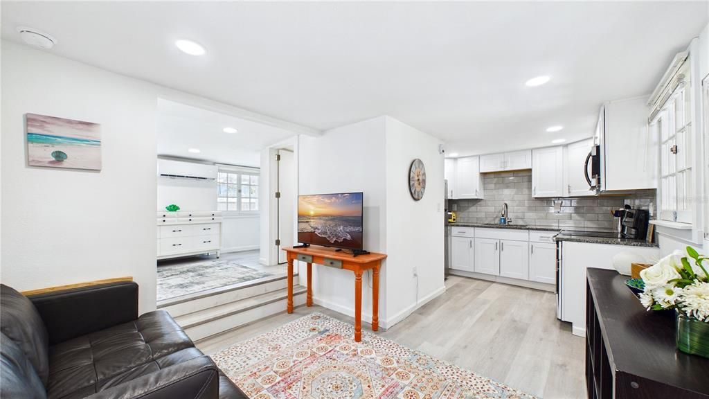 For Sale: $500,000 (0 beds, 0 baths, 1044 Square Feet)