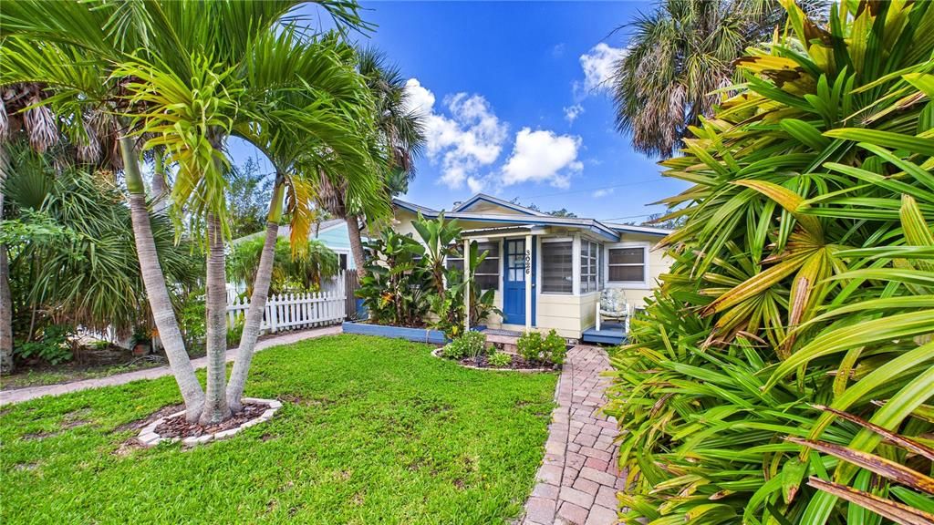 For Sale: $500,000 (0 beds, 0 baths, 1044 Square Feet)