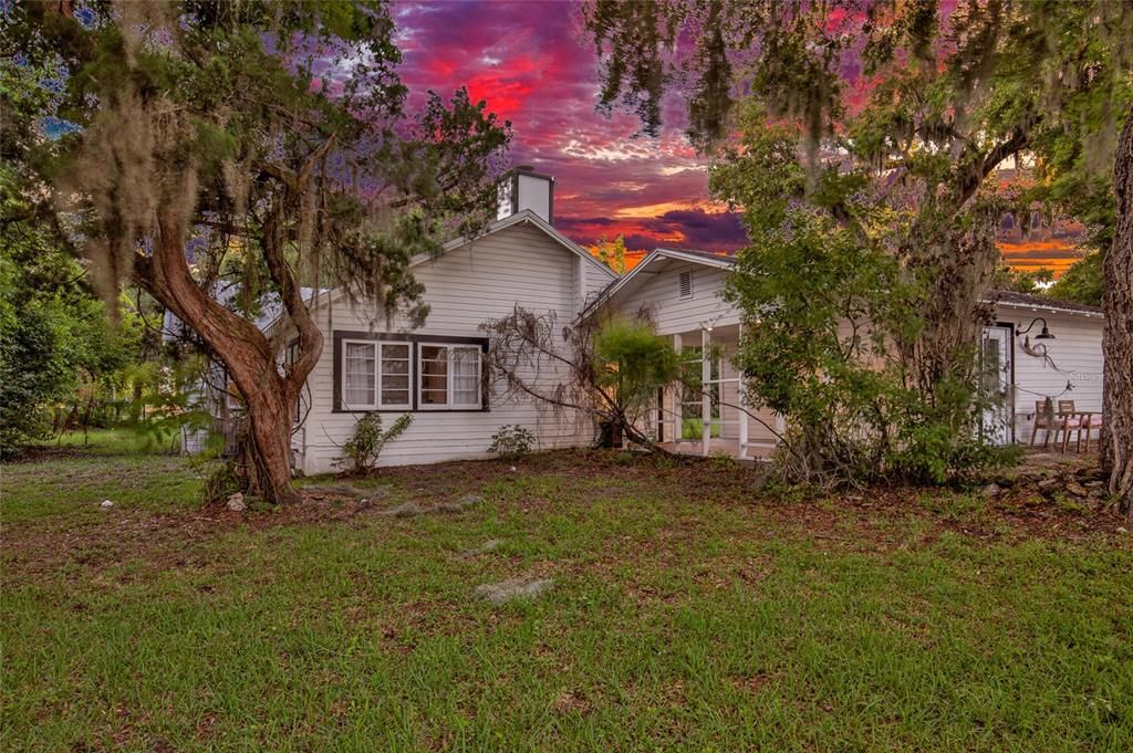 For Sale: $995,000 (0 beds, 0 baths, 2574 Square Feet)