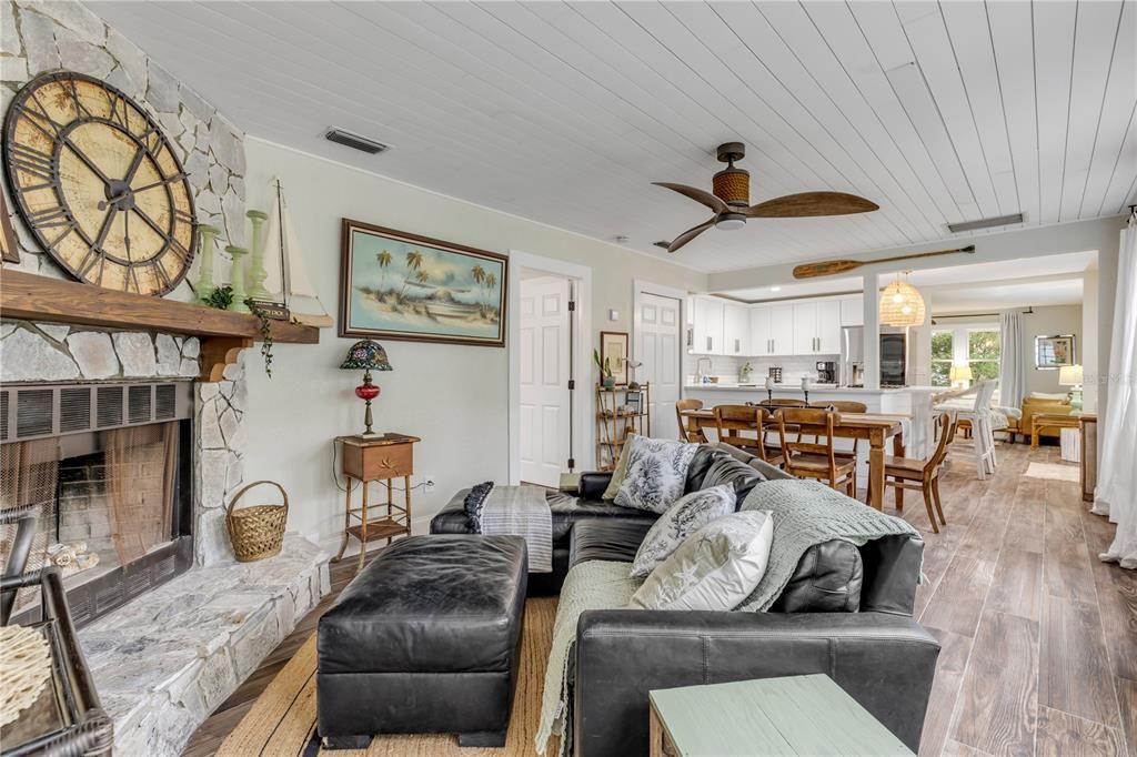 For Sale: $995,000 (0 beds, 0 baths, 2574 Square Feet)