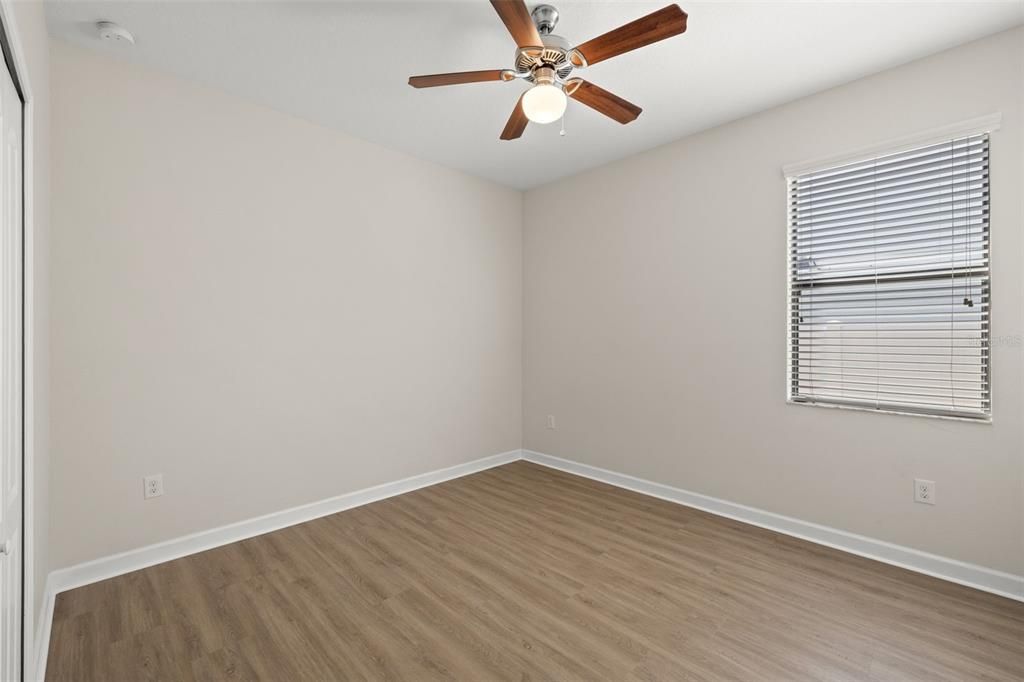 En Venta: $425,000 (4 camas, 3 baños, 2032 Pies cuadrados)