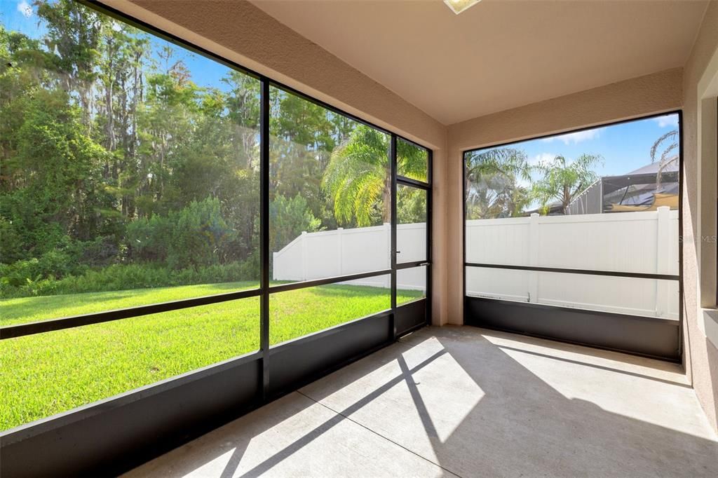 En Venta: $425,000 (4 camas, 3 baños, 2032 Pies cuadrados)