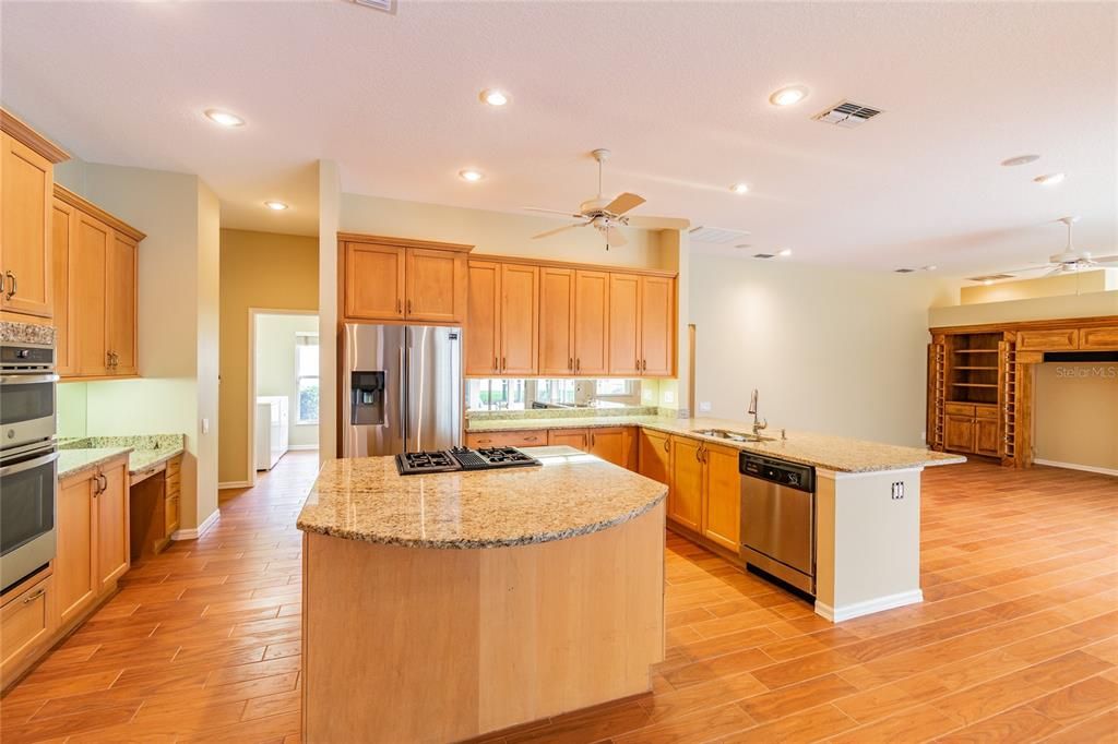 В аренду: $5,900 (4 спален, 3 ванн, 2907 Квадратных фут)