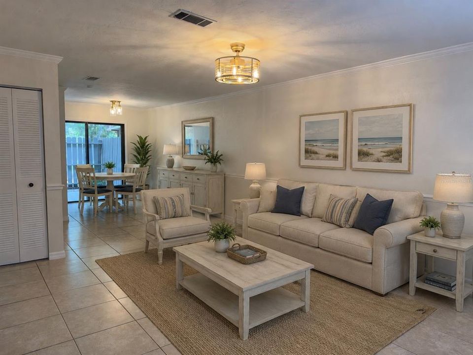 For Sale: $161,000 (2 beds, 1 baths, 938 Square Feet)
