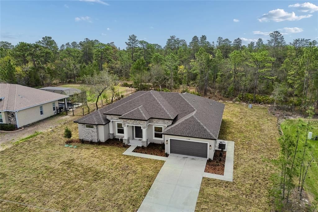 For Sale: $564,900 (5 beds, 3 baths, 2637 Square Feet)