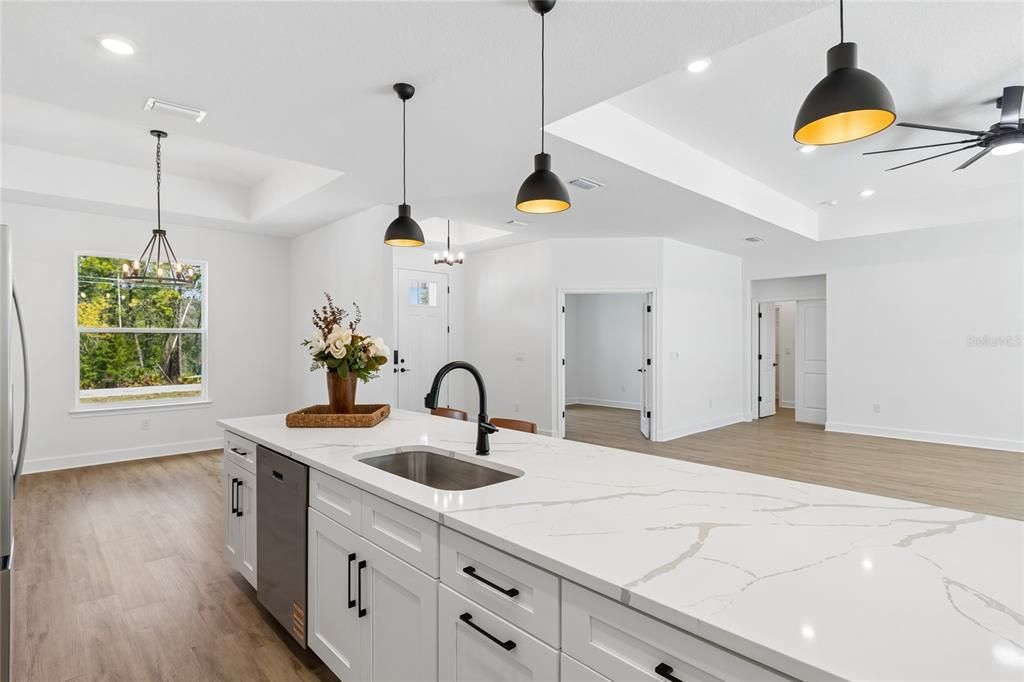 For Sale: $564,900 (5 beds, 3 baths, 2637 Square Feet)