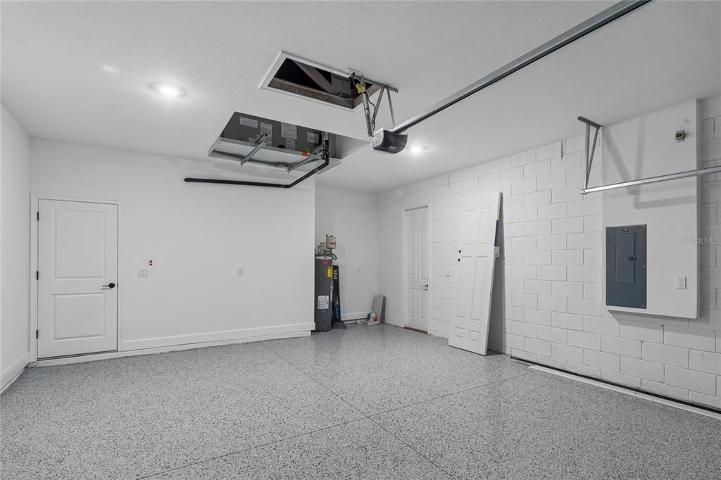 For Sale: $564,900 (5 beds, 3 baths, 2637 Square Feet)