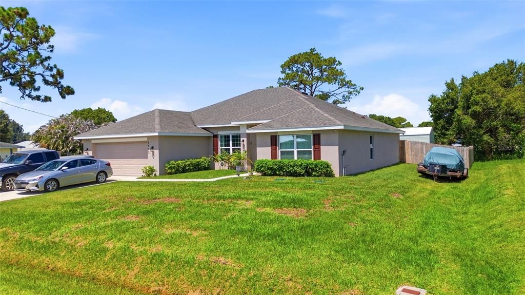 For Sale: $439,900 (4 beds, 2 baths, 2136 Square Feet)
