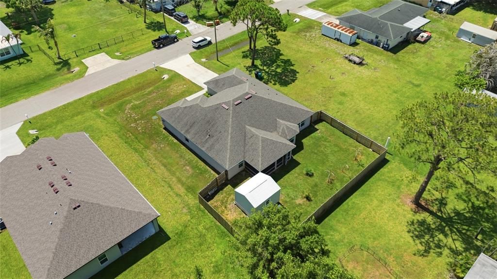 For Sale: $439,900 (4 beds, 2 baths, 2136 Square Feet)