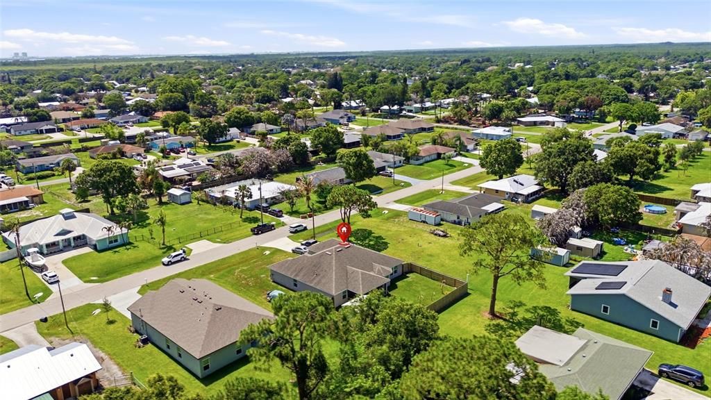 For Sale: $439,900 (4 beds, 2 baths, 2136 Square Feet)